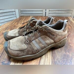 Teva Suede Sneakers Women's Size 5.5